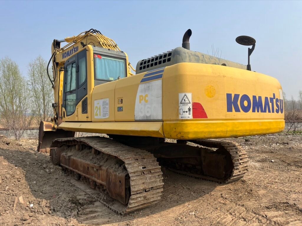 Used Komatsu 360 Excavator image 1